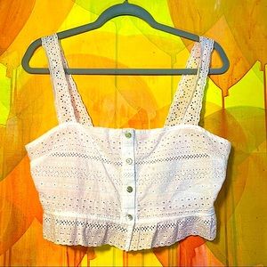 Forever 21 Eyelet Lace Cotton Cropped White Tank / Button Front / Women's L